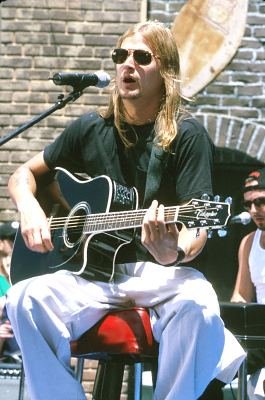 Фото - Кид Рок: 265x400 / 33 Кб