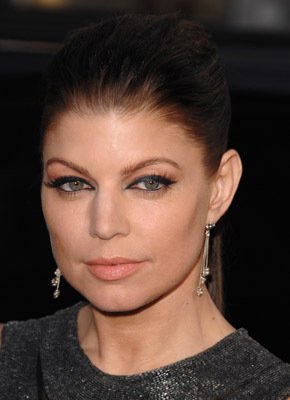 Фото - Ферги Дюамель: 290x400 / 18 Кб