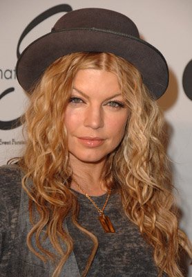 Фото - Ферги Дюамель: 278x400 / 28 Кб