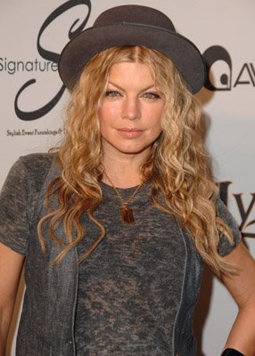 Фото - Ферги Дюамель: 286x400 / 29 Кб