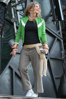 Фото - Ферги Дюамель: 267x400 / 30 Кб