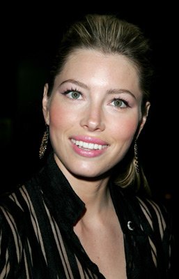 Фото - Джессика Бил: 257x400 / 18 Кб