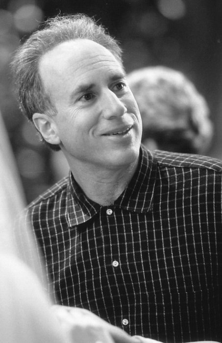 Фото - Сэм Уайзман: 453x700 / 61 Кб