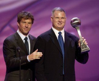 Фото - Деннис Куэйд: 326x266 / 16 Кб