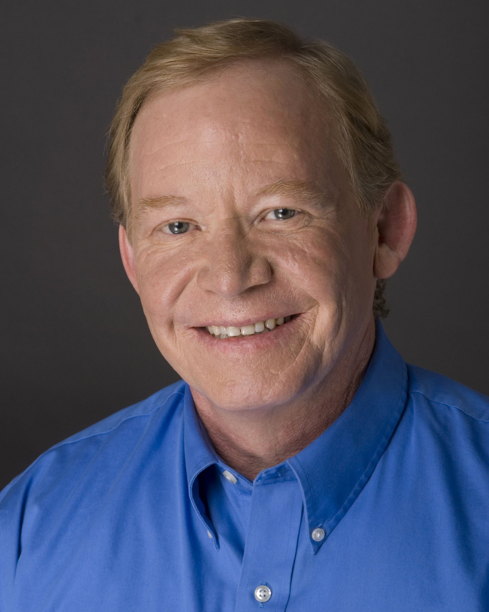 Фото - Уильям Стерчи: 1638x2048 / 339 Кб