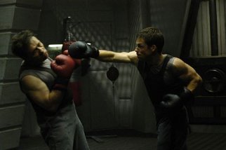 Фото - Эдвард Джеймс Олмос: 322x214 / 12 Кб