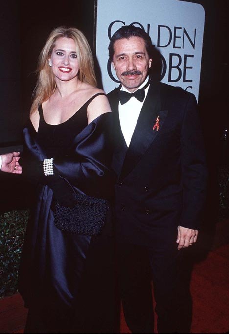 Фото - Эдвард Джеймс Олмос: 468x683 / 41 Кб