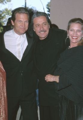 Фото - Эдвард Джеймс Олмос: 277x400 / 15 Кб