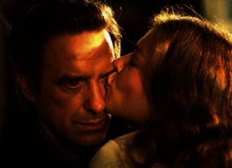 Фото - Эми Ирвинг: 330x239 / 13 Кб