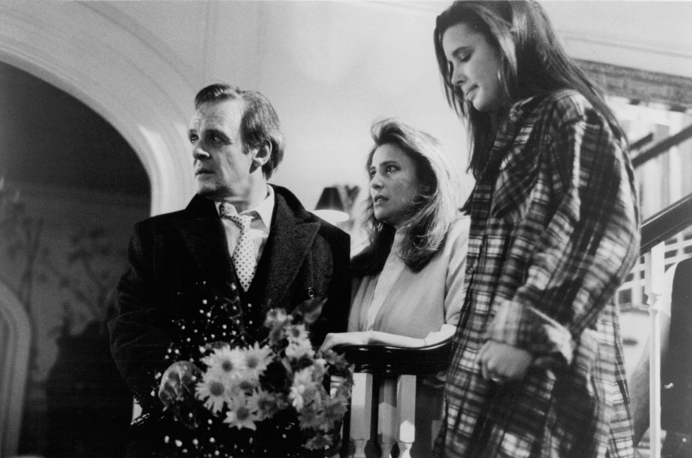 Фото - Мими Роджерс: 1355x896 / 177 Кб