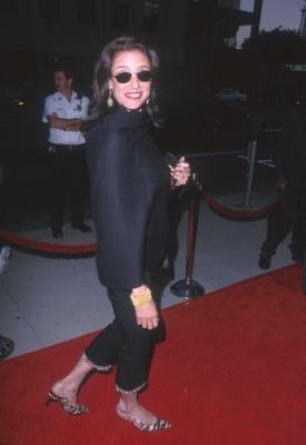 Фото - Мими Роджерс: 275x400 / 13 Кб