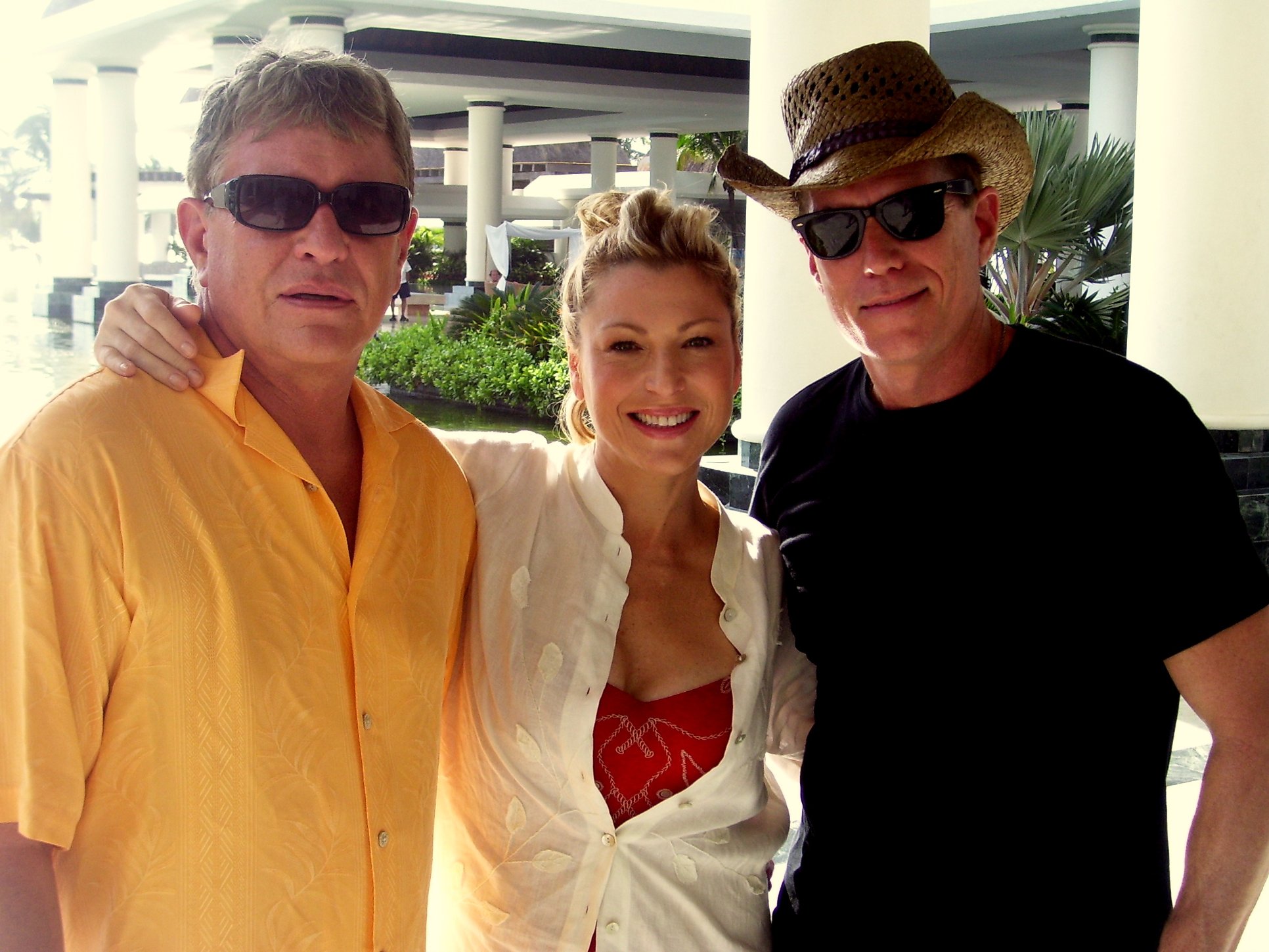 Фото - Брент Хафф: 1932x1449 / 362 Кб