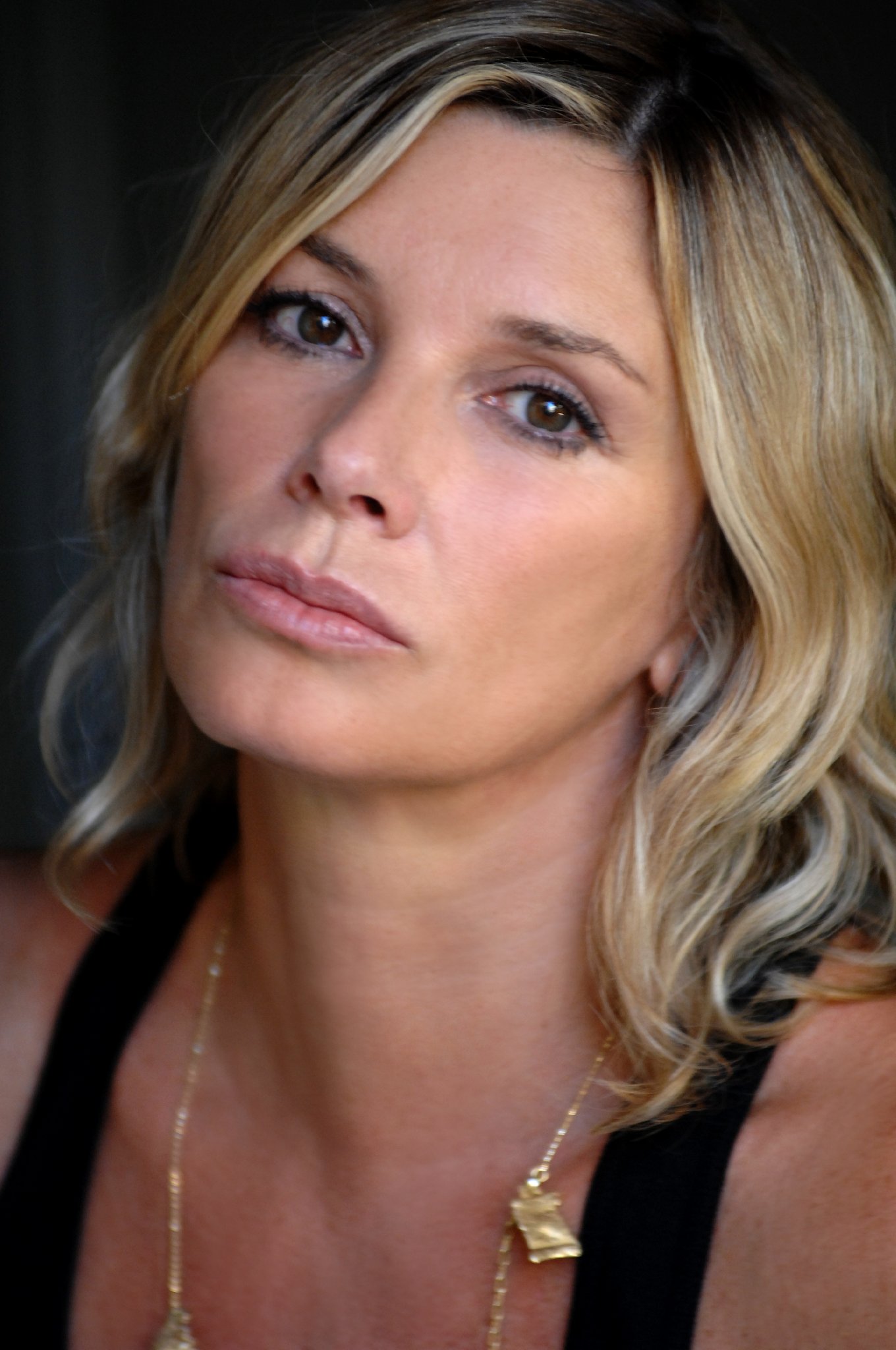 Фото - Чинция Монреале: 1360x2048 / 264 Кб