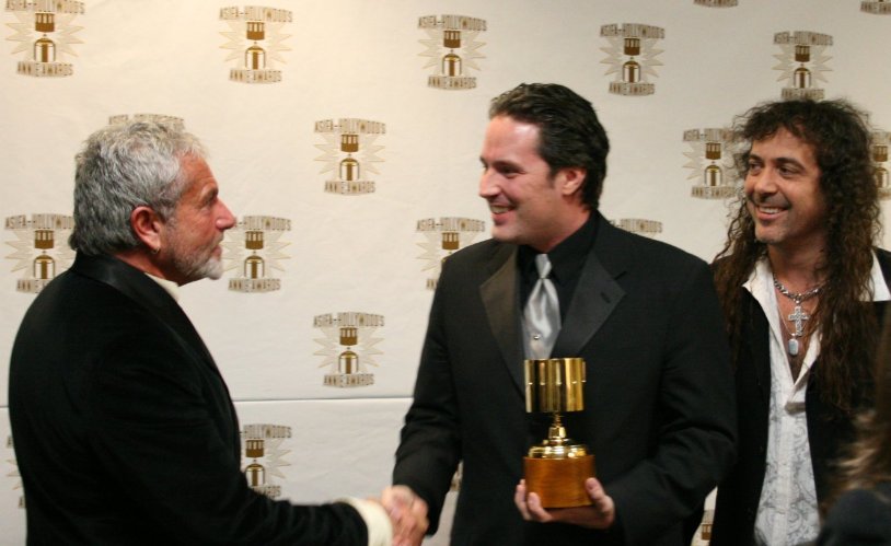 Фото - Чарльз Адлер: 814x499 / 61 Кб