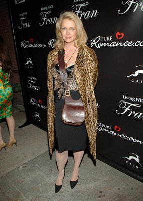 Фото - Донна Диксон: 285x400 / 32 Кб