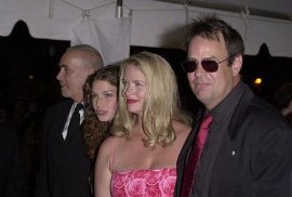 Фото - Донна Диксон: 270x182 / 11 Кб