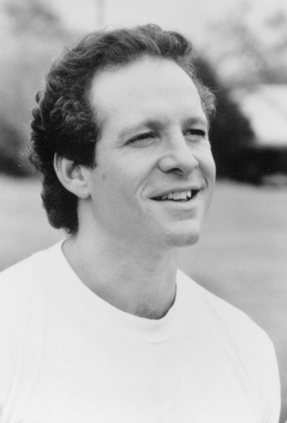 Фото - Стив Гуттенберг: 999x1473 / 105 Кб