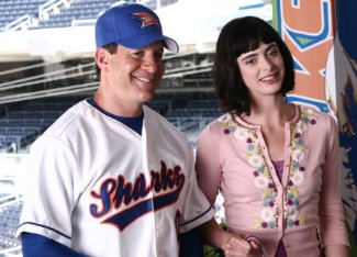 Фото - Стив Гуттенберг: 325x234 / 24 Кб