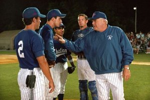 Фото - Брайан Деннехи: 299x199 / 18 Кб