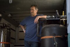 Фото - Брюс Кэмпбелл: 239x159 / 9 Кб