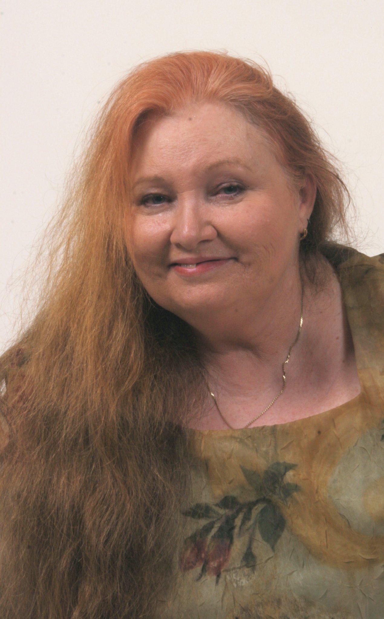 Фото - Helen Kelly: 1270x2048 / 288 Кб