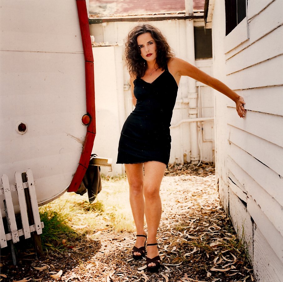 Фото - Джиа Каридес: 904x902 / 176 Кб