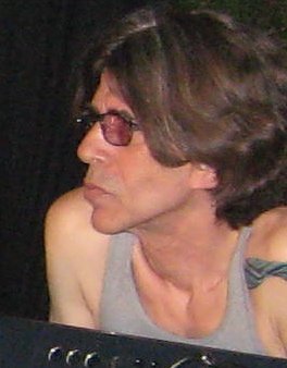 Фото - Джо Делиа: 264x338 / 17 Кб