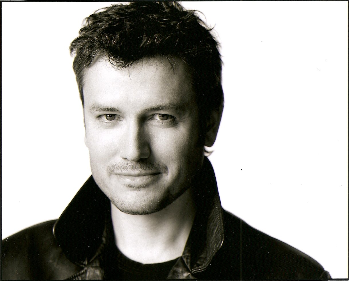 Фото - Kevin Hare: 1219x984 / 131 Кб