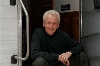 Фото - Мони Мошонов: 333x222 / 13 Кб