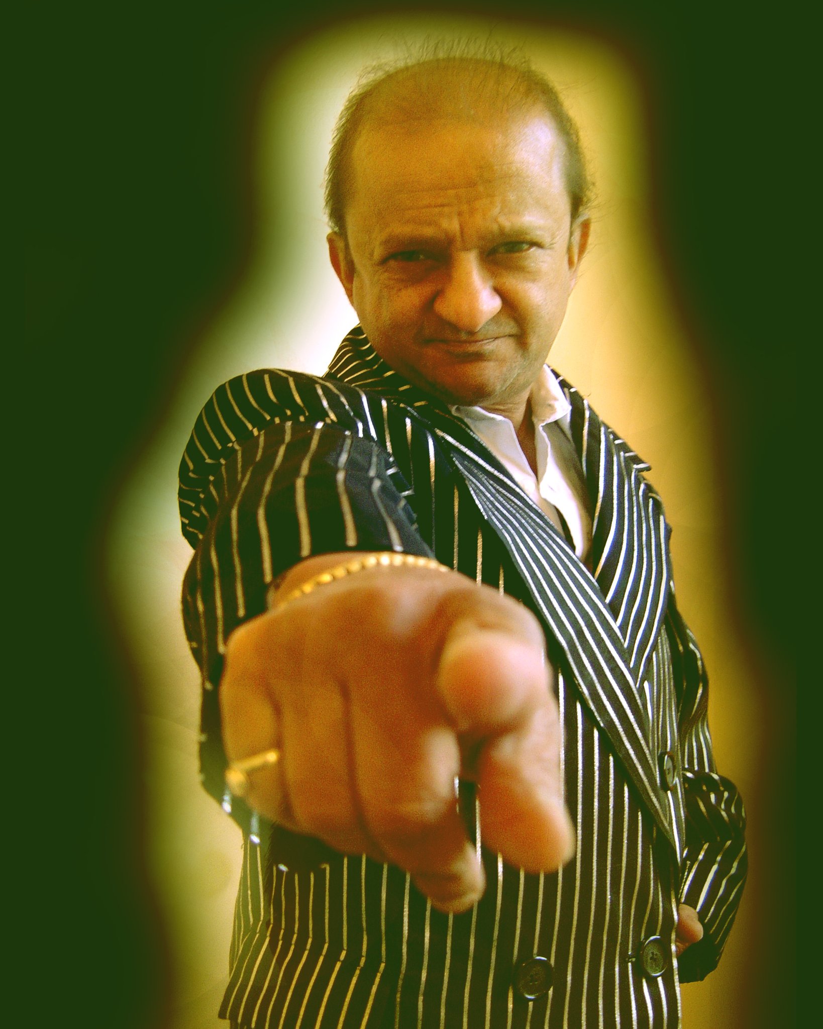 Фото - Киран Шах: 1638x2048 / 403 Кб