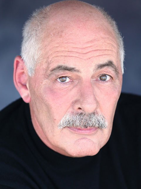 Фото - John Hambrick: 480x640 / 42 Кб