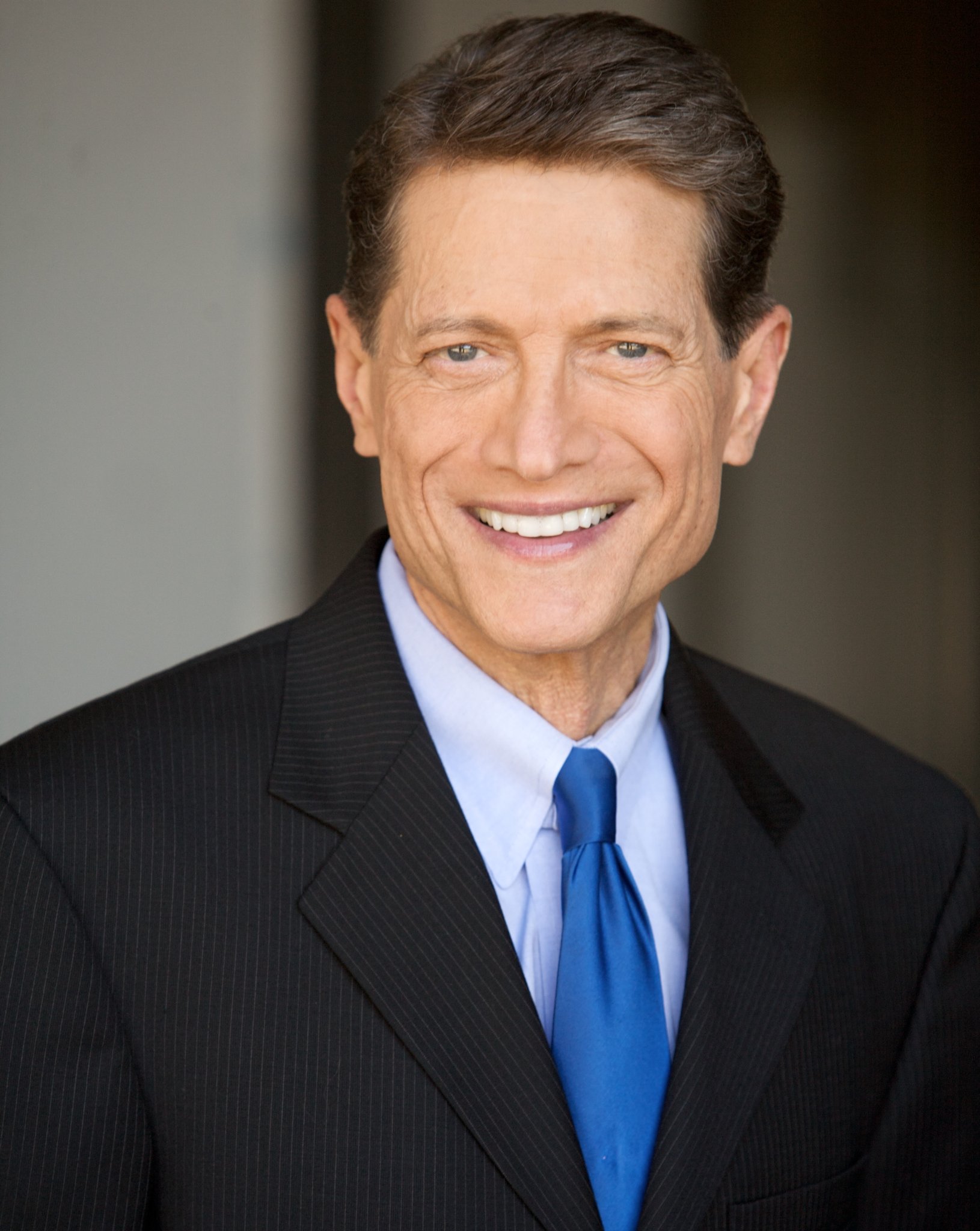 Фото - Эндрю Амадор: 1630x2048 / 340 Кб