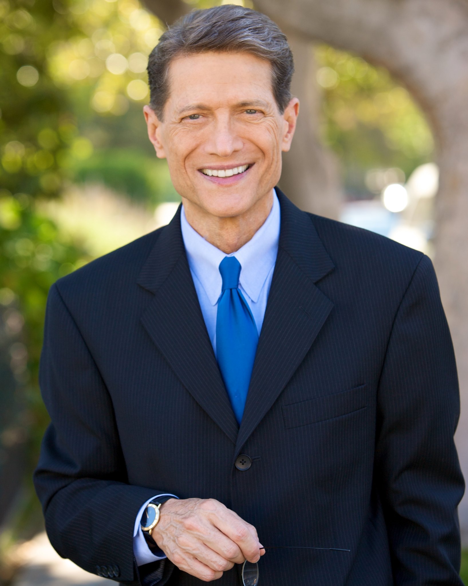 Фото - Эндрю Амадор: 1635x2048 / 304 Кб