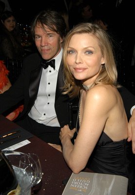 Фото - Мишель Пфайффер: 277x400 / 24 Кб