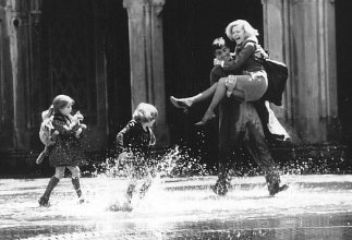 Фото - Мишель Пфайффер: 323x220 / 21 Кб