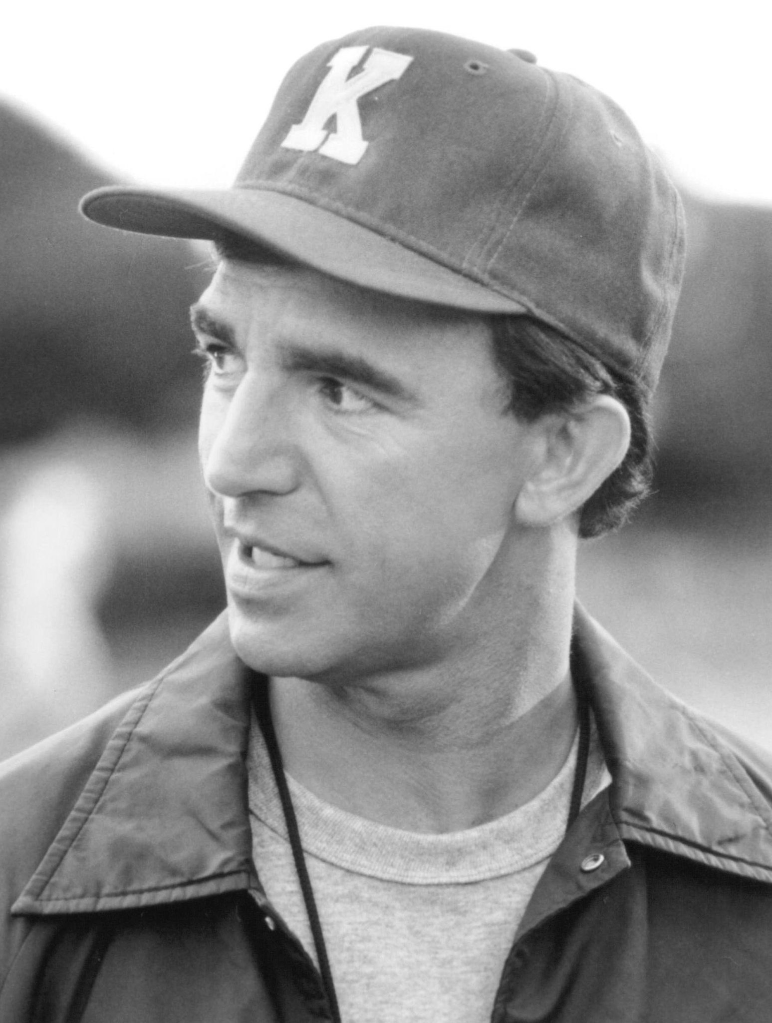 Фото - Джей Томас: 1547x2048 / 318 Кб