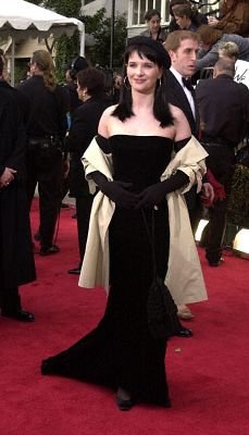 Фото - Жюльет Бинош: 229x400 / 22 Кб