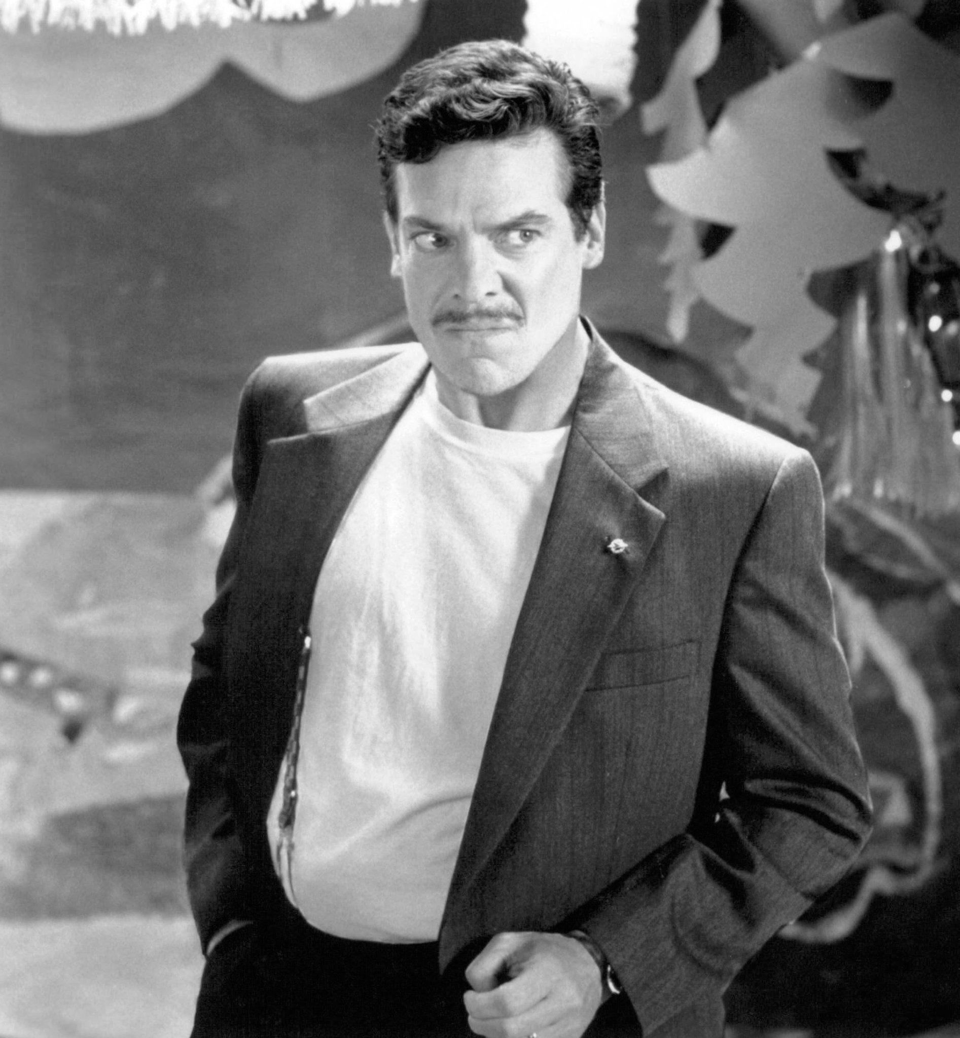 Фото - Кристофер МакДональд: 1893x2048 / 425 Кб