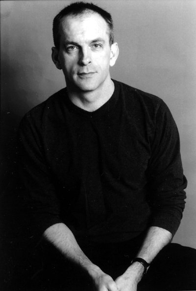 Фото - Томас Арана: 400x592 / 28 Кб