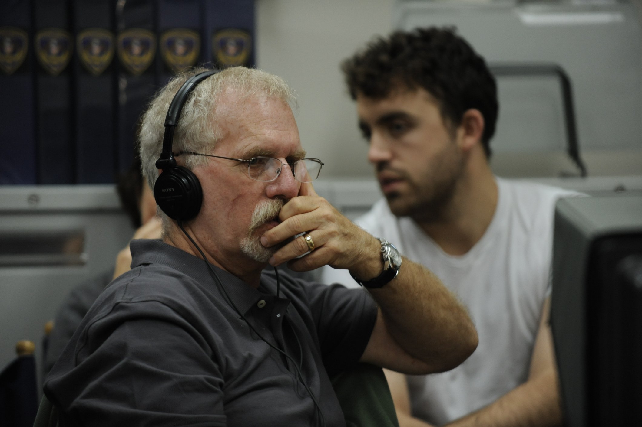 Фото - Мэл Дэмски: 2120x1412 / 265 Кб