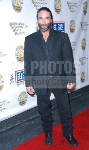 Фото - Джаспер Коул: 284x480 / 29 Кб