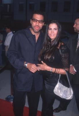 Фото - Лайонел Ричи: 274x400 / 17 Кб