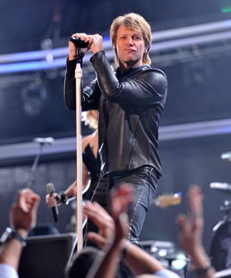 Фото - Джон Бон Джови: 333x400 / 27 Кб