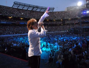 Фото - Джон Бон Джови: 306x234 / 21 Кб