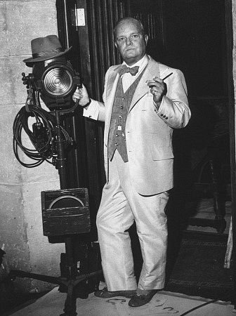 Фото - Трумен Капоте: 336x450 / 40 Кб