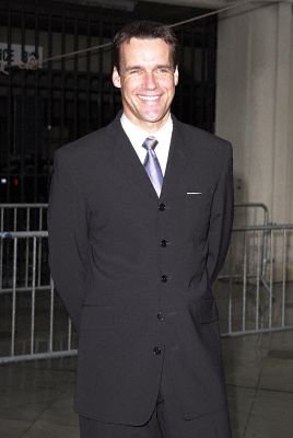 Фото - Дэвид Джеймс Эллиотт: 268x400 / 16 Кб