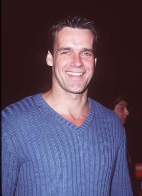 Фото - Дэвид Джеймс Эллиотт: 290x400 / 18 Кб