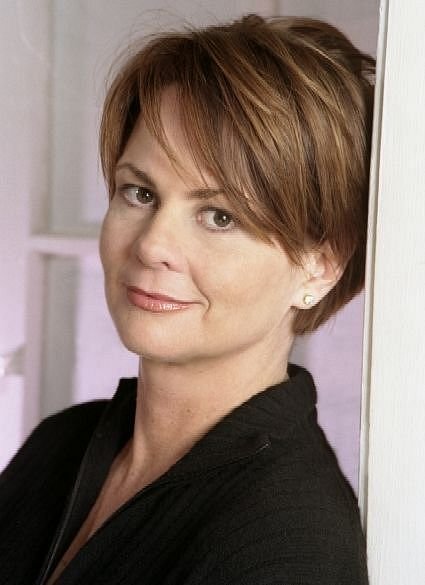 Фото - Mary Wickliffe: 425x585 / 36 Кб