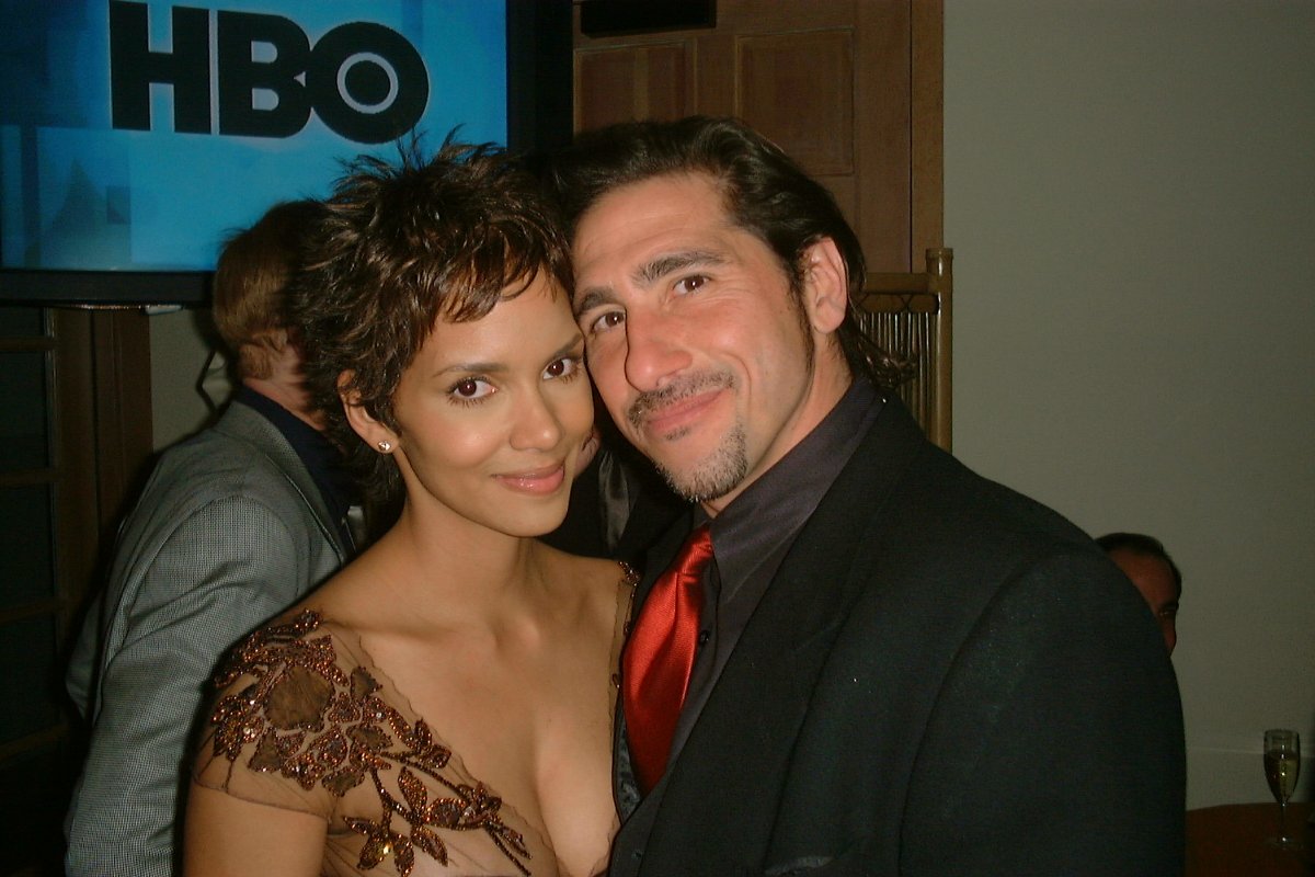 Фото - Пол Карафотес: 1200x800 / 135 Кб