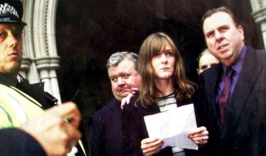 Фото - Иэн МакНис: 375x220 / 21 Кб